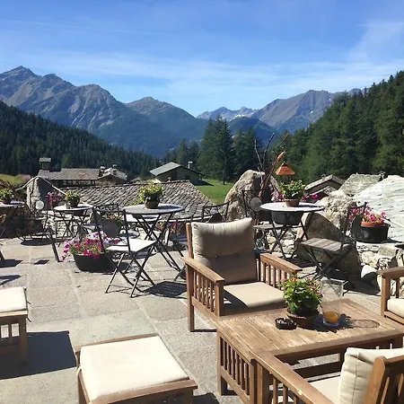 La Jolie Bergere Hotel La Salle