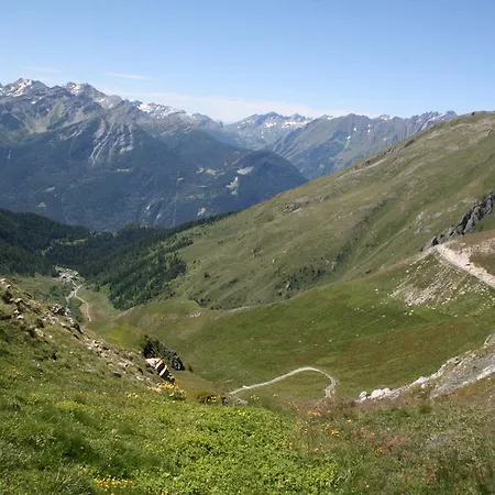 La Jolie Bergere