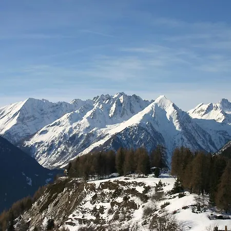 Hotel La Jolie Bergere