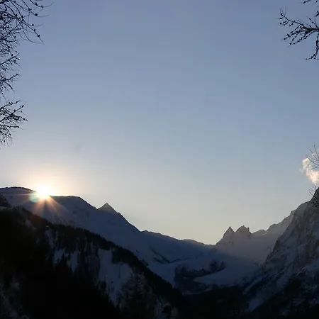 La Jolie Bergere