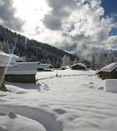 Hotel La Jolie Bergere 3*