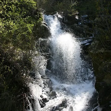 La Jolie Bergere La Salle