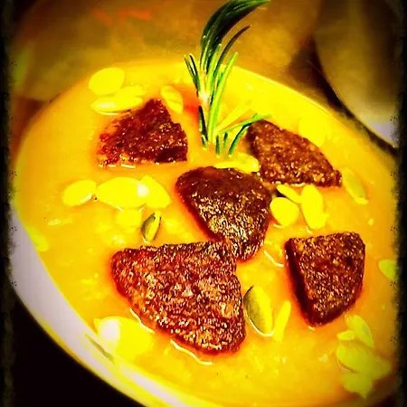 Hotel La Jolie Bergere La Salle