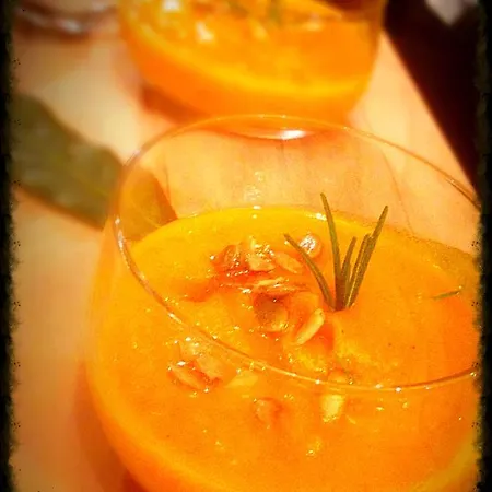 La Jolie Bergere لا سالّي