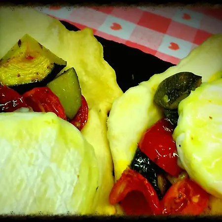 La Jolie Bergere لا سالّي