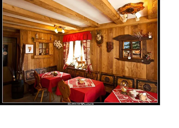 Hotel La Jolie Bergere La Salle