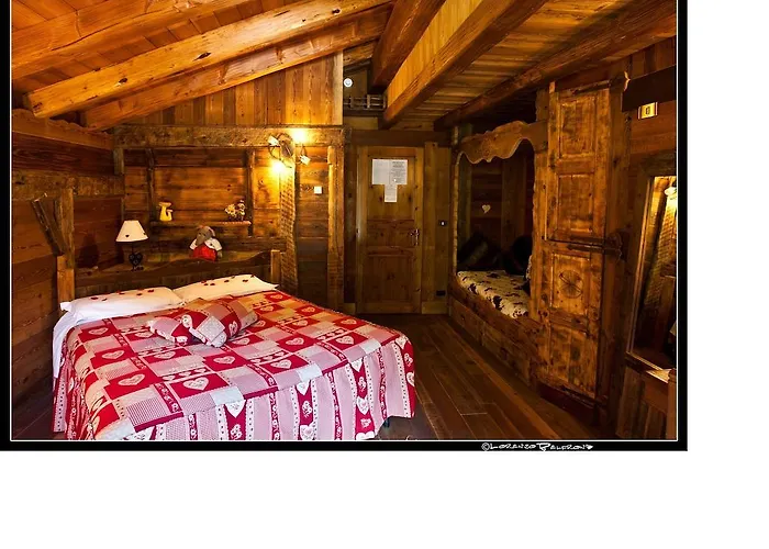 Hotel La Jolie Bergere