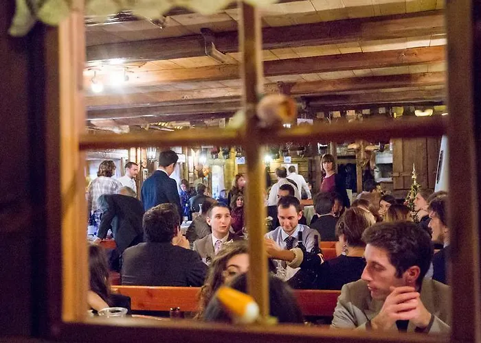 La Jolie Bergere La Salle