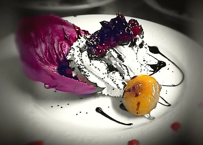 La Jolie Bergere La Salle